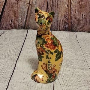 Floral decoupage cat